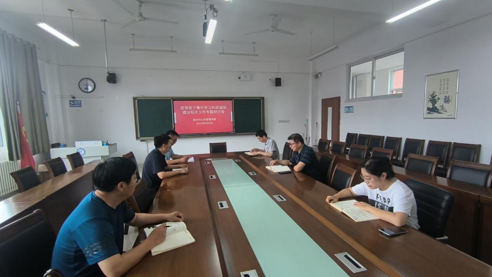 5756fc8bf58c5a1551669349cecf92a